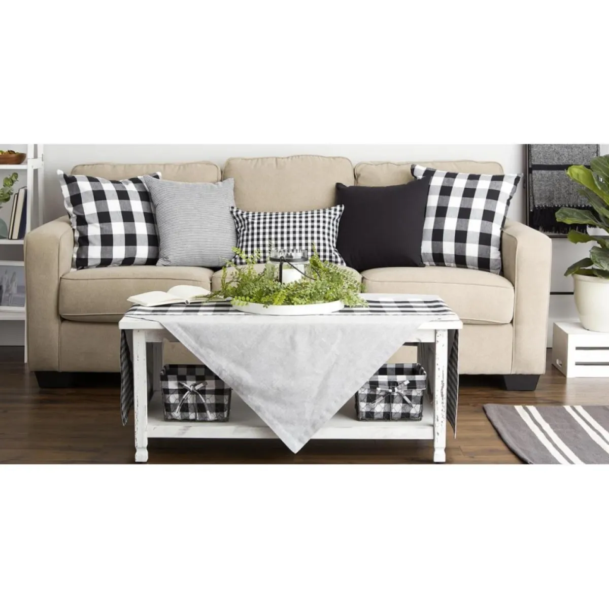 Design Imports Buffalo Check Pillow Covers Set Of 2 New