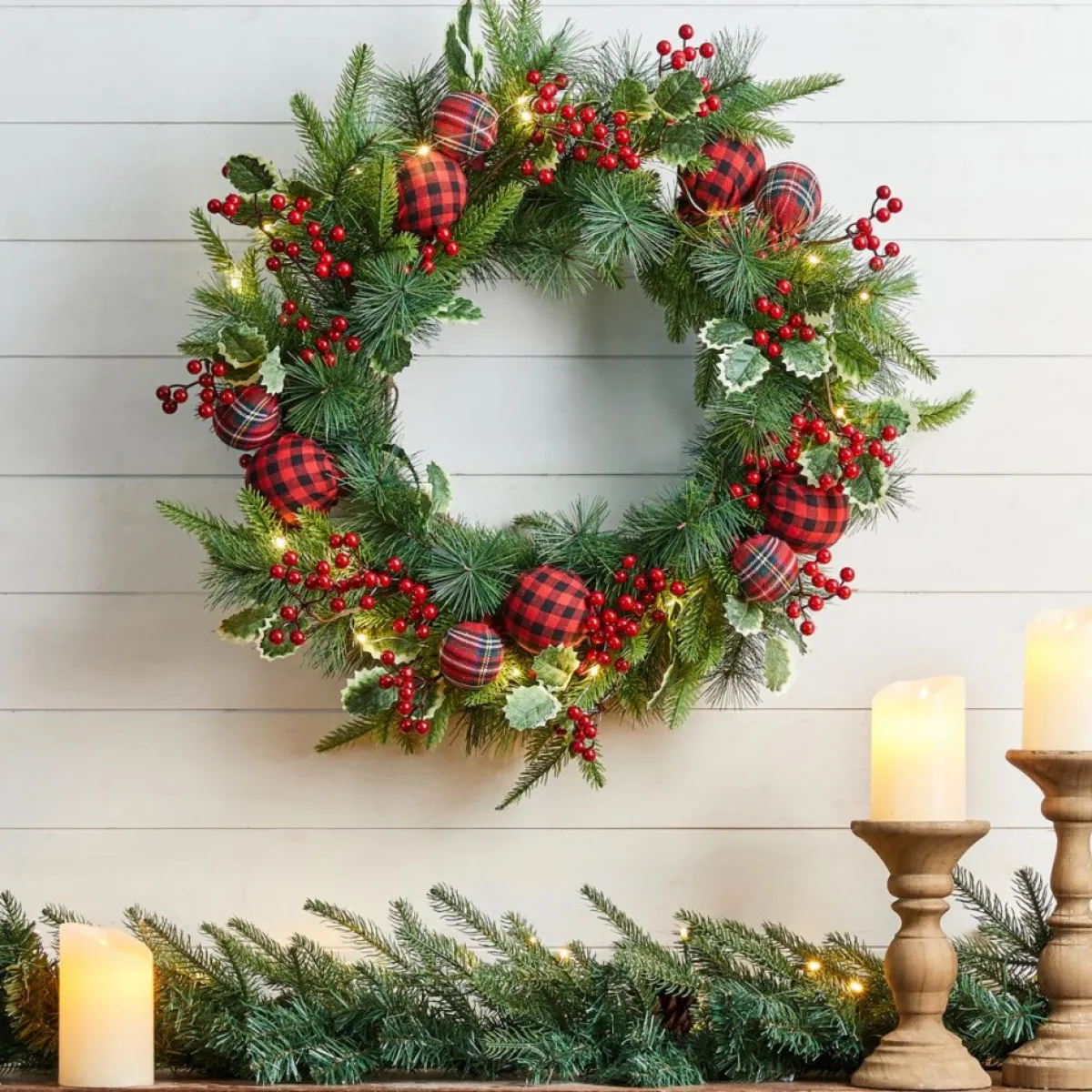 Glitzhome 24" D Ornament Berry Holly Pine Wreath With Lights Clearance