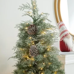 Glitzhome 2Pk Pre-Lit Artificial Pine Christmas Porch Tree Outlet