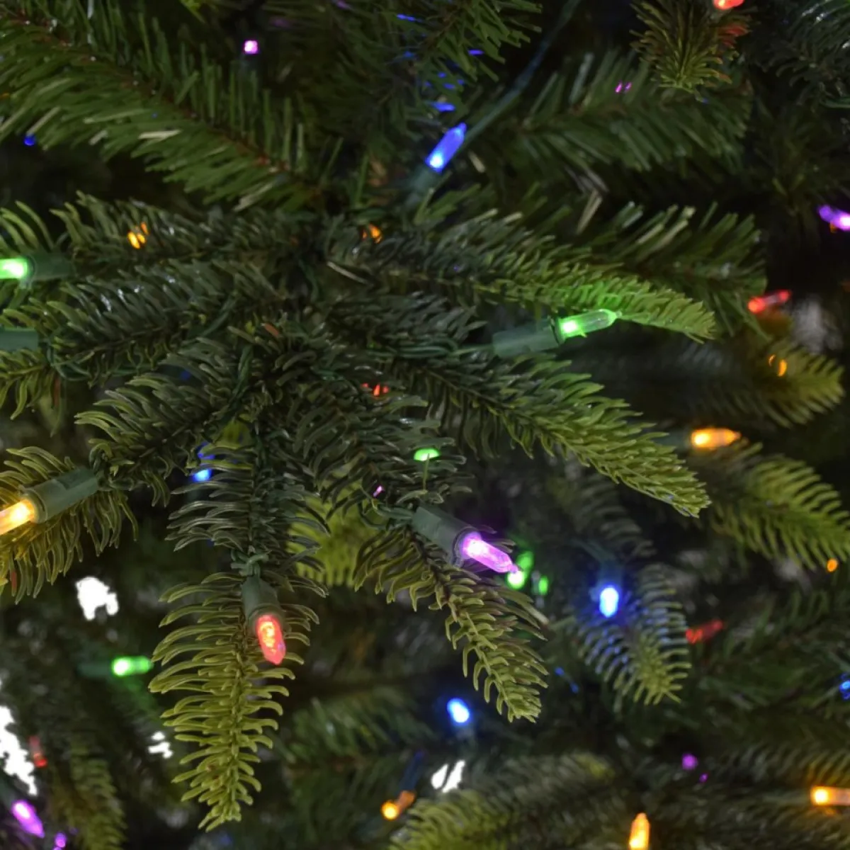 Puelo International Puleo International 7.5' Color Select Pre-Lit Aspen Green Fir Tree New